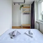 Jana's Wow Apt, 3 Room, Free Parking, 15'airpt, 25'city 프라하